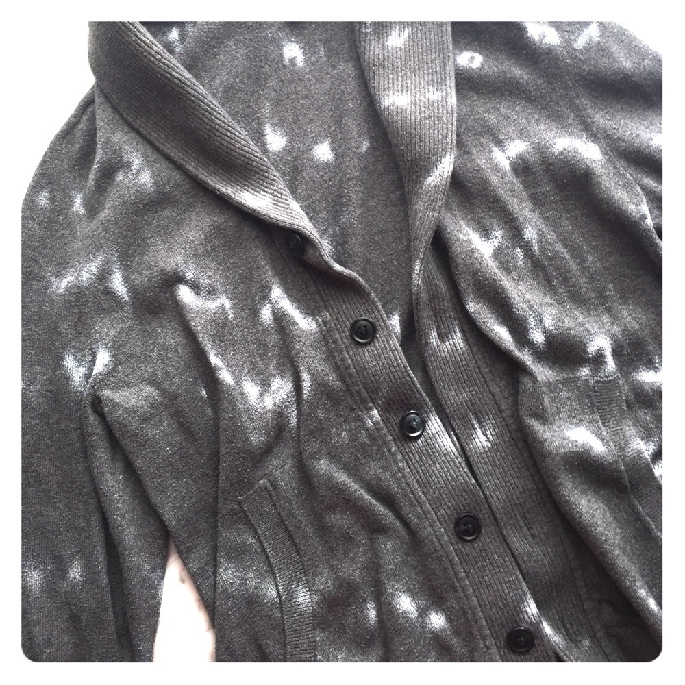 GAP button up sweater